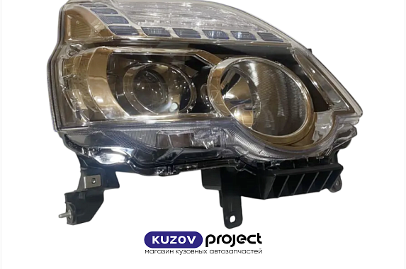 Фара правая с электрическим корректором Nissan X-Trail 2010-2015 (TYC / Тайвань)